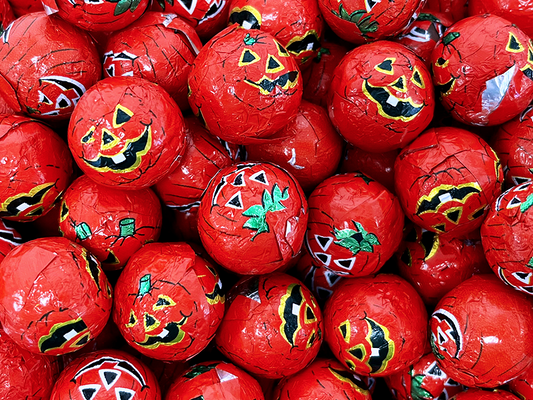 Crispy Milk Chocolate Spooky Balls